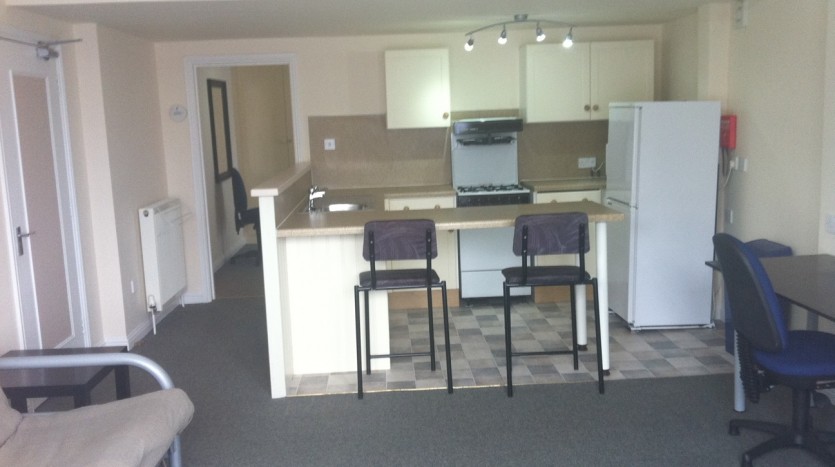 KITCHEN STUDENT 1 BED APARTMENT