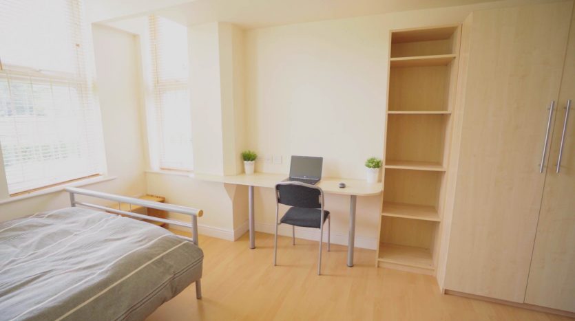 loughborough university studio apartment